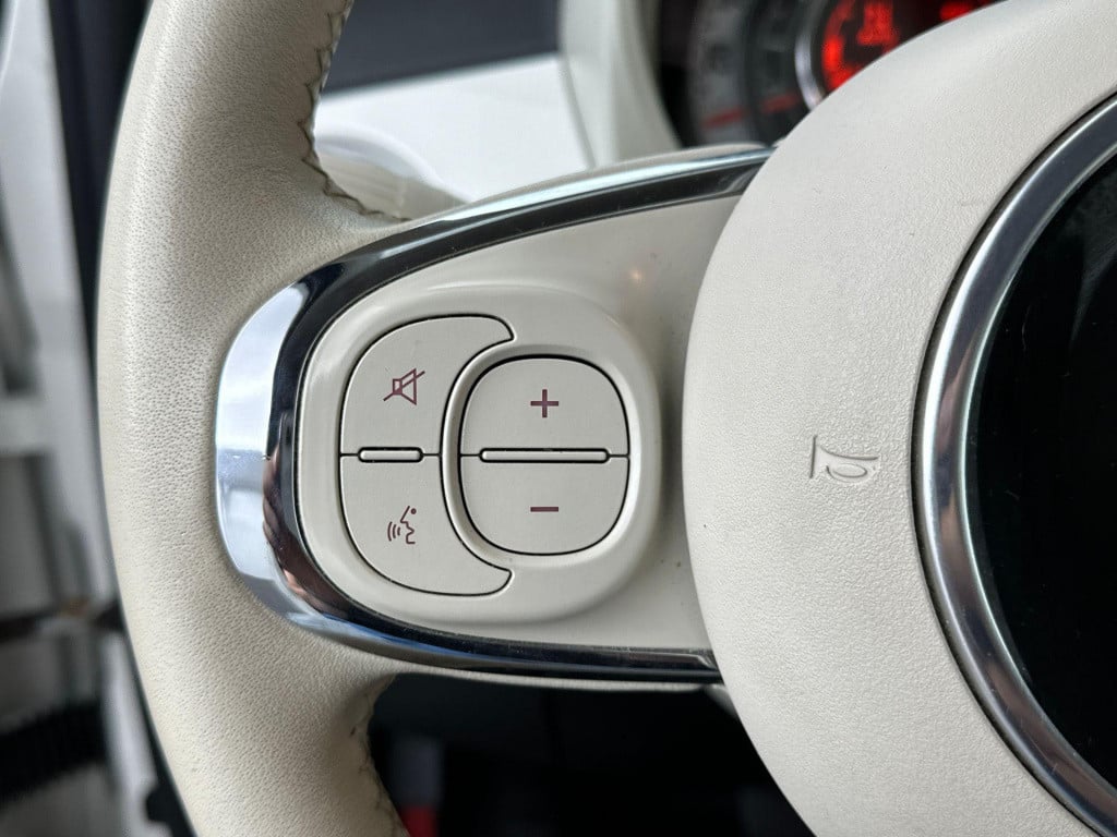 Fiat 500 1.2 lounge | automaat | bluetooth | dab | airco | lage km stand