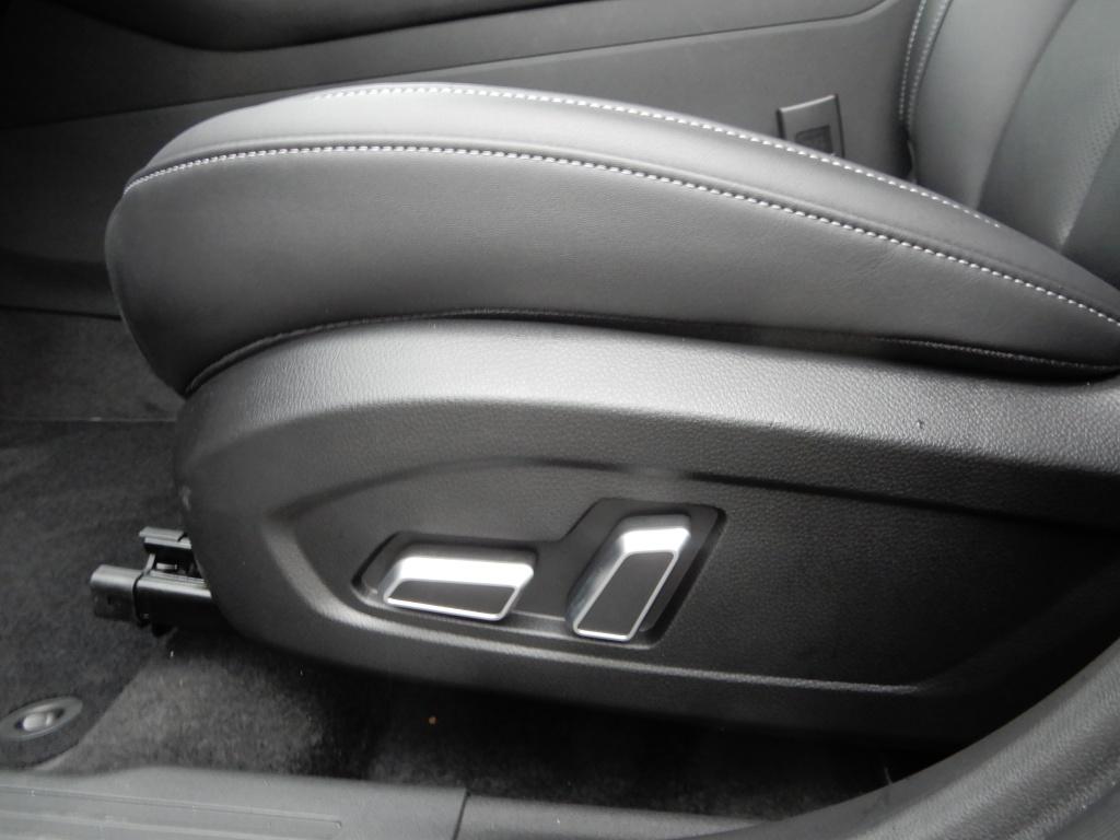 Dfsk E5 Phev 1.5 l2 | 7-persoons | pano | leder | direct leverbaar