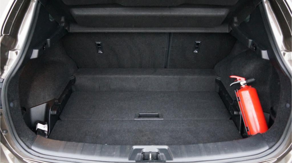 Nissan Qashqai 1.2 connect edition rijklaar incl garantie