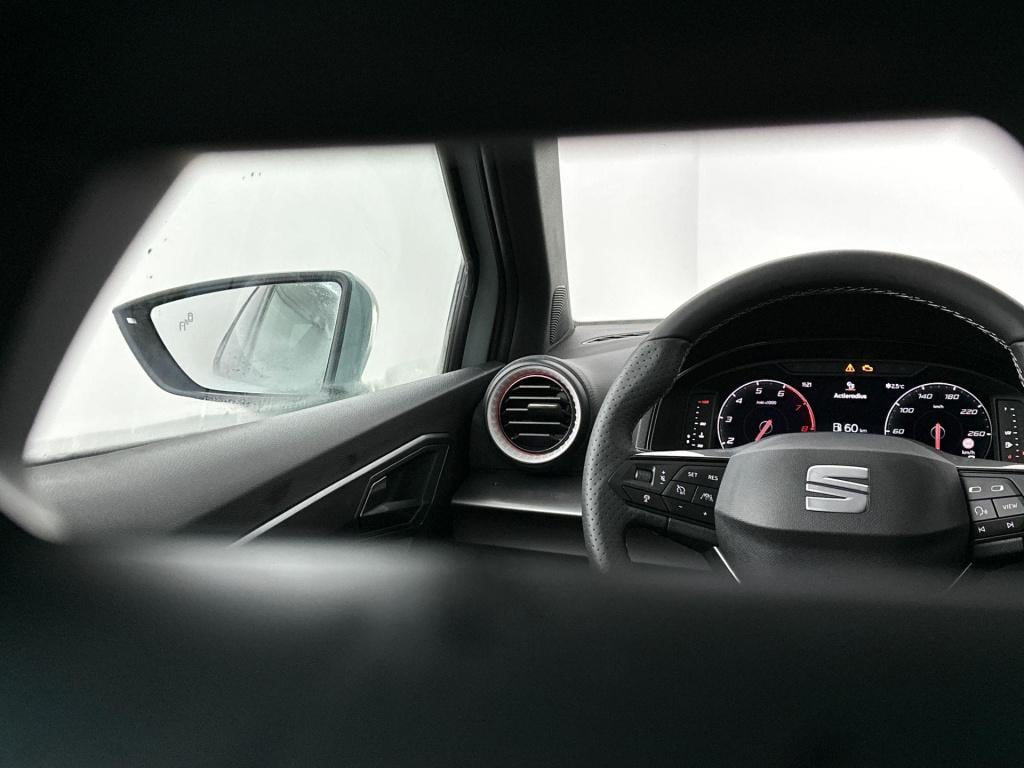 Seat Arona fr business connect 1.0 ecotsi 70 kw / 95 pk suv 5