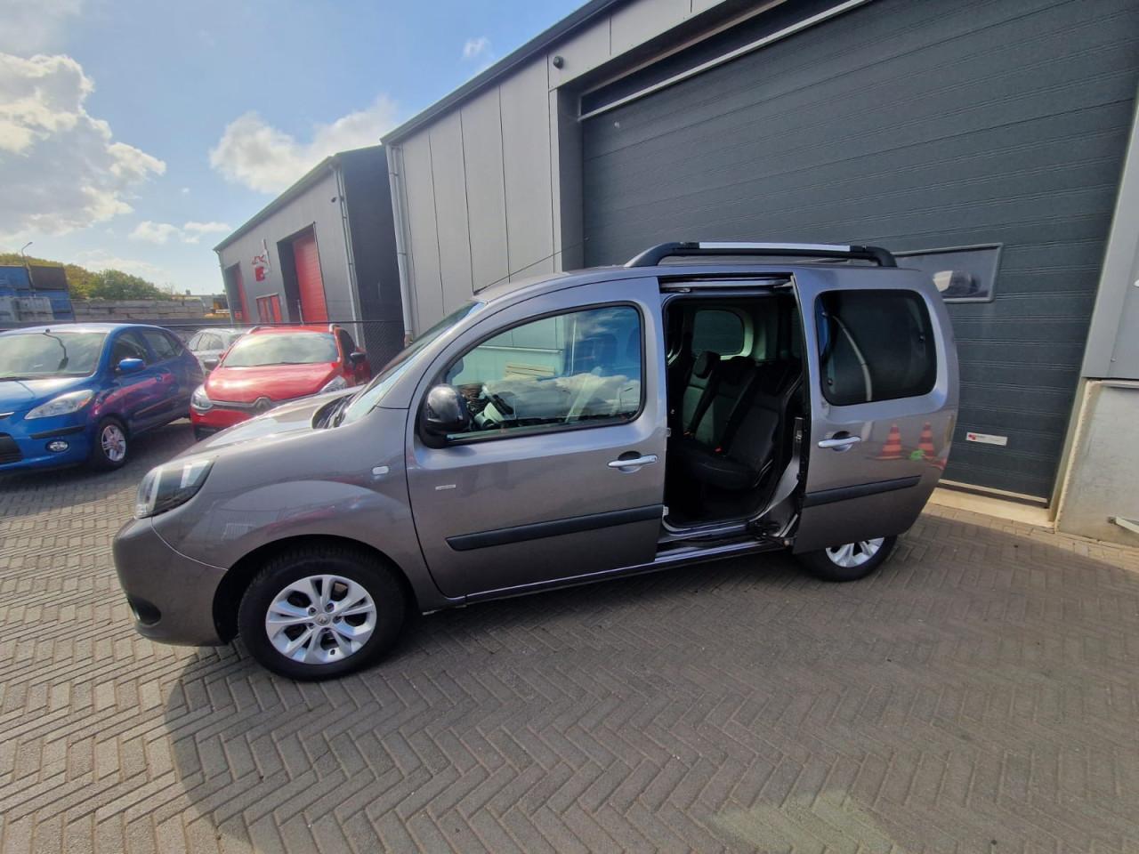 TE KOOP RENAULT KANGOO 1.2 TCe 1.2 LIMITED START/STOP MET TREKHAAK EN AIRCO