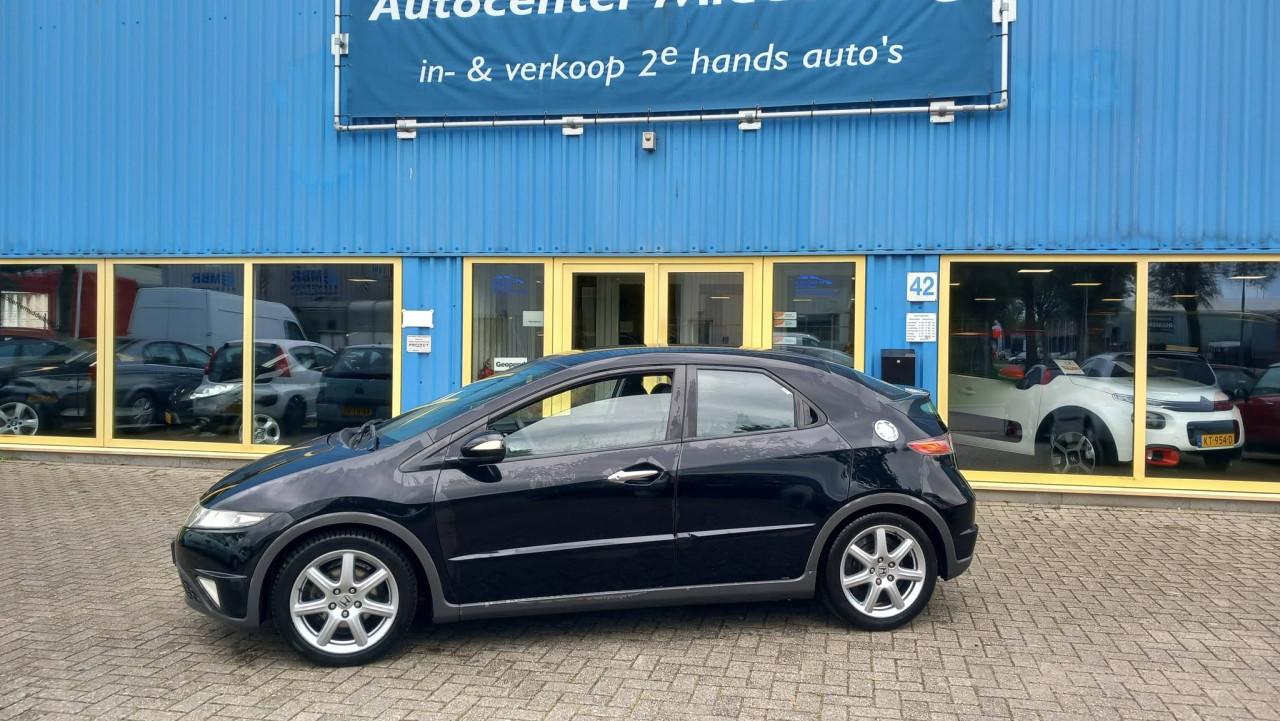 Honda Civic 1.8 Sport 5deurs bj:2006 airco lm-velgen apk 7-2027 !!