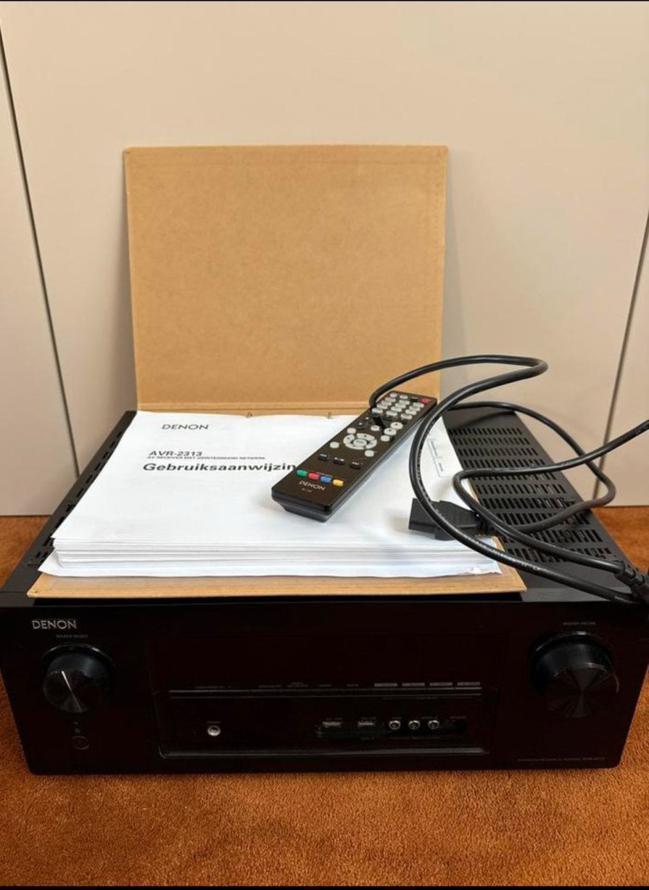 Denon AVR-2313 receiver