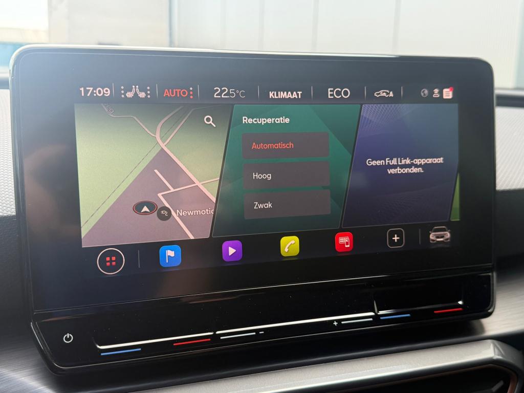Cupra Leon Sportstourer 1.4 e-hybrid vz adrenaline
