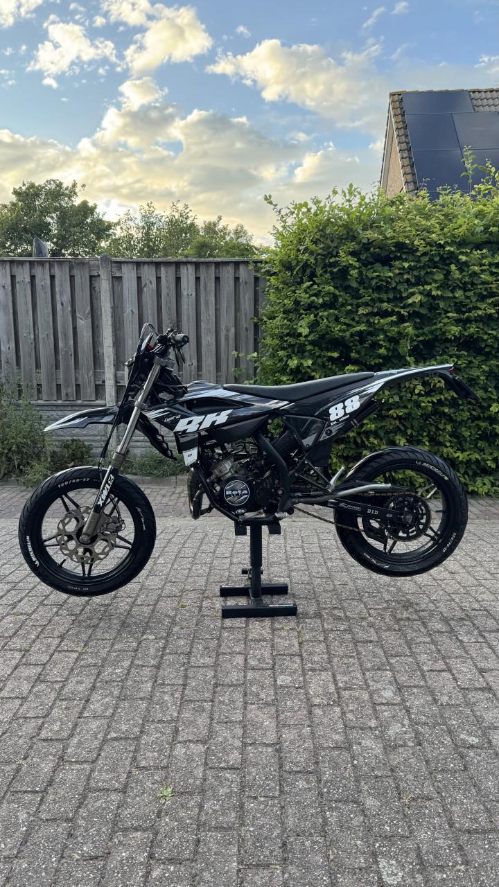 Beta RR50 motard