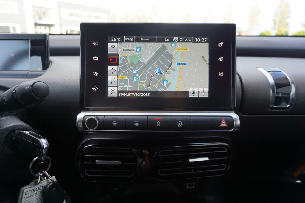 Citroen C4 Cactus 1.2 puretech shine airco / navi / carplay / elektr. ramen
