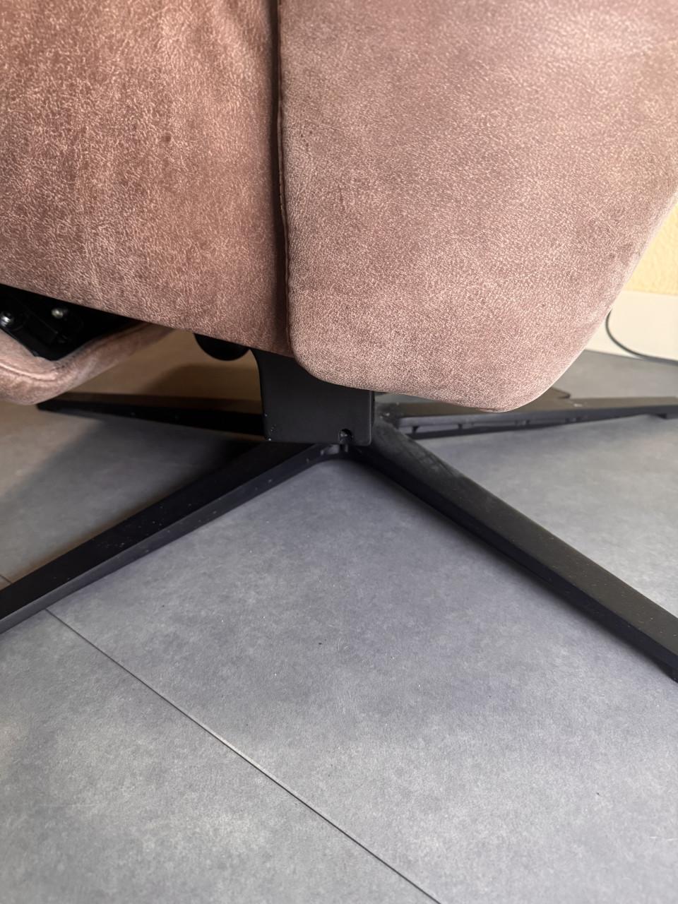 Prominent  Sta-op fauteuil C-100