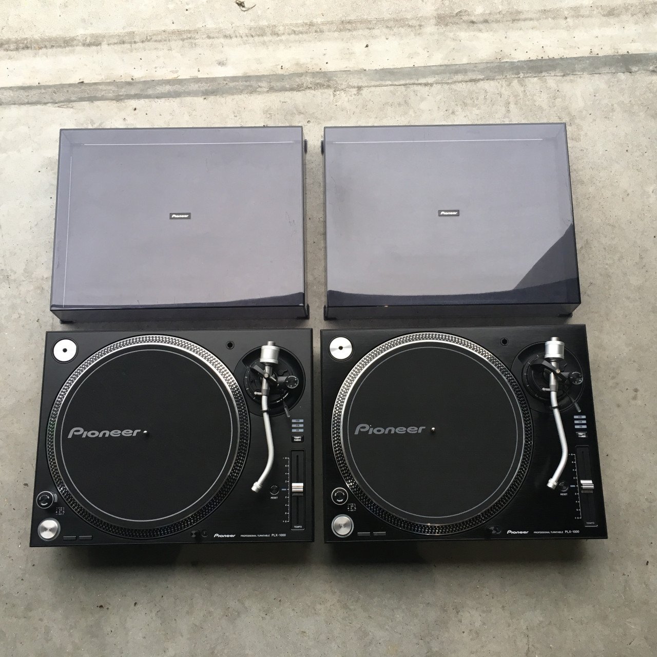 2 x Pioneer PLX 1000 dj draaitafels samen 995 euro SL 1210