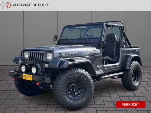 Jeep Wrangler 4.0i sport | gerestaureerd | bullbar | sidebars | trekhaak
