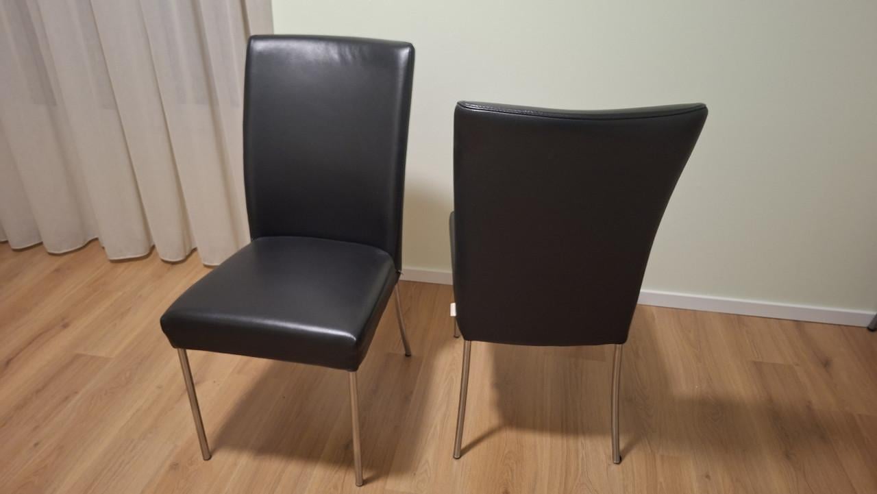 Zwart leer eetkamer stoelen