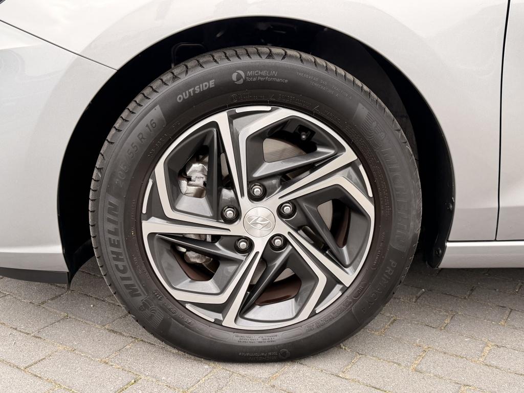 Hyundai I 30 1.0 t-gdi mhev comfort smart | navigatie | lage-km! | carplay 