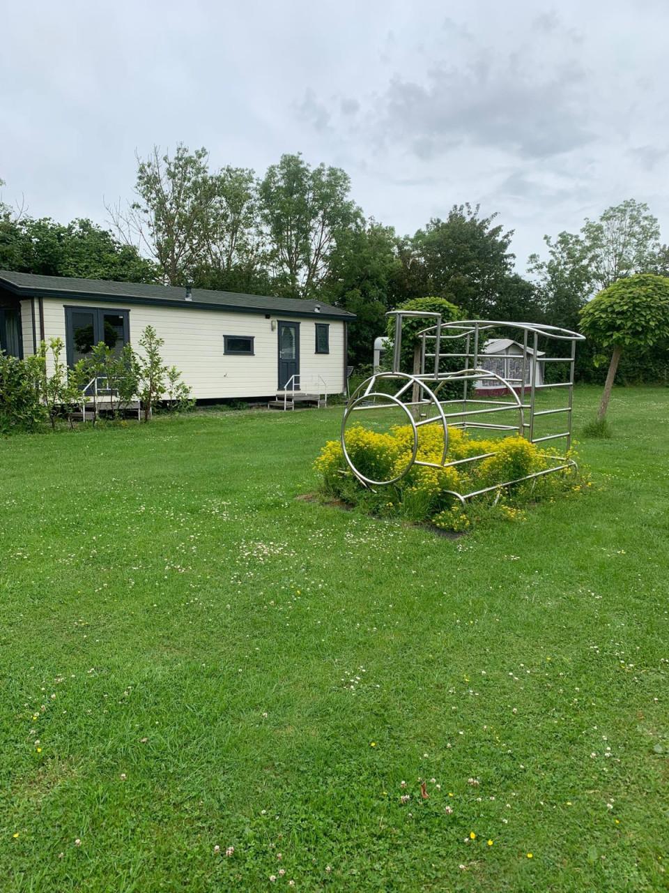 Chalet en camping plaatsen vrij