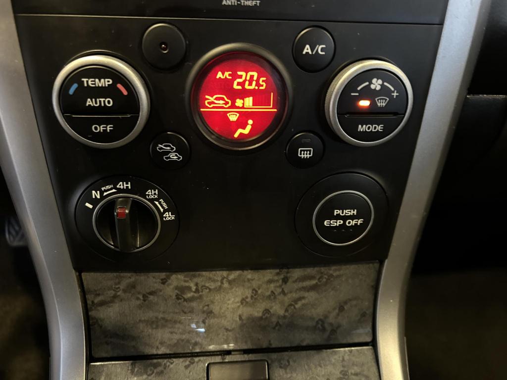 Suzuki Grand Vitara 2.4 high executive