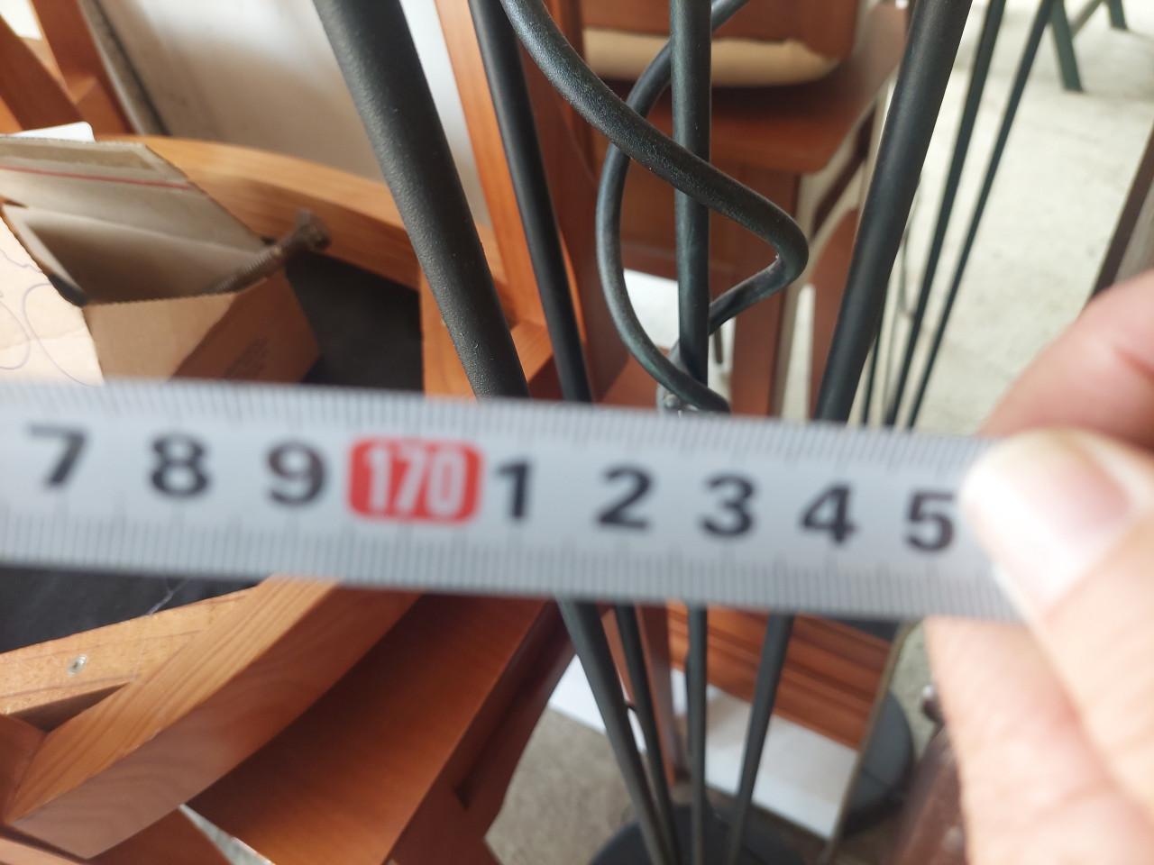 Stijlvolle staande lamp met glazen kap