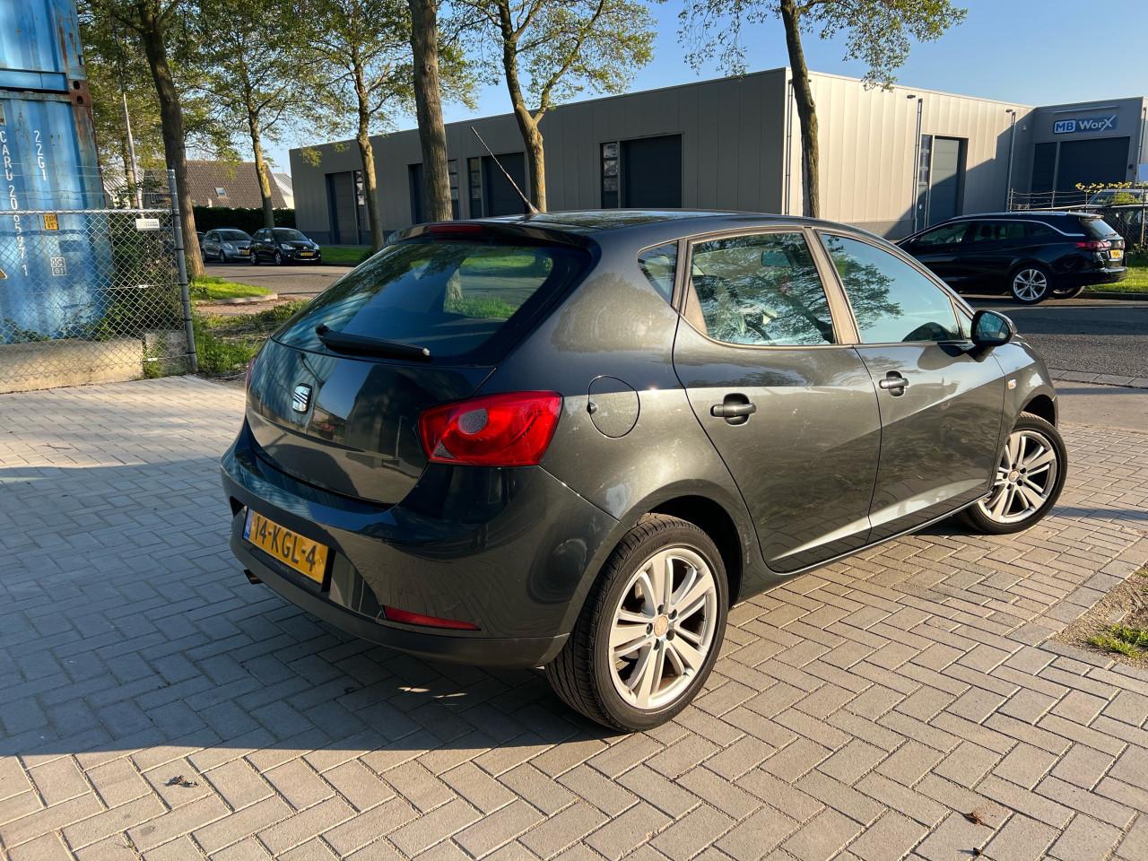 Seat Ibiza 1.6 Style Airco/Cruise/ Jaar Apk
