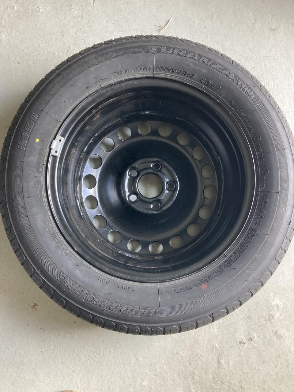 Hagel Nieuwe Stalen Velg en Band!