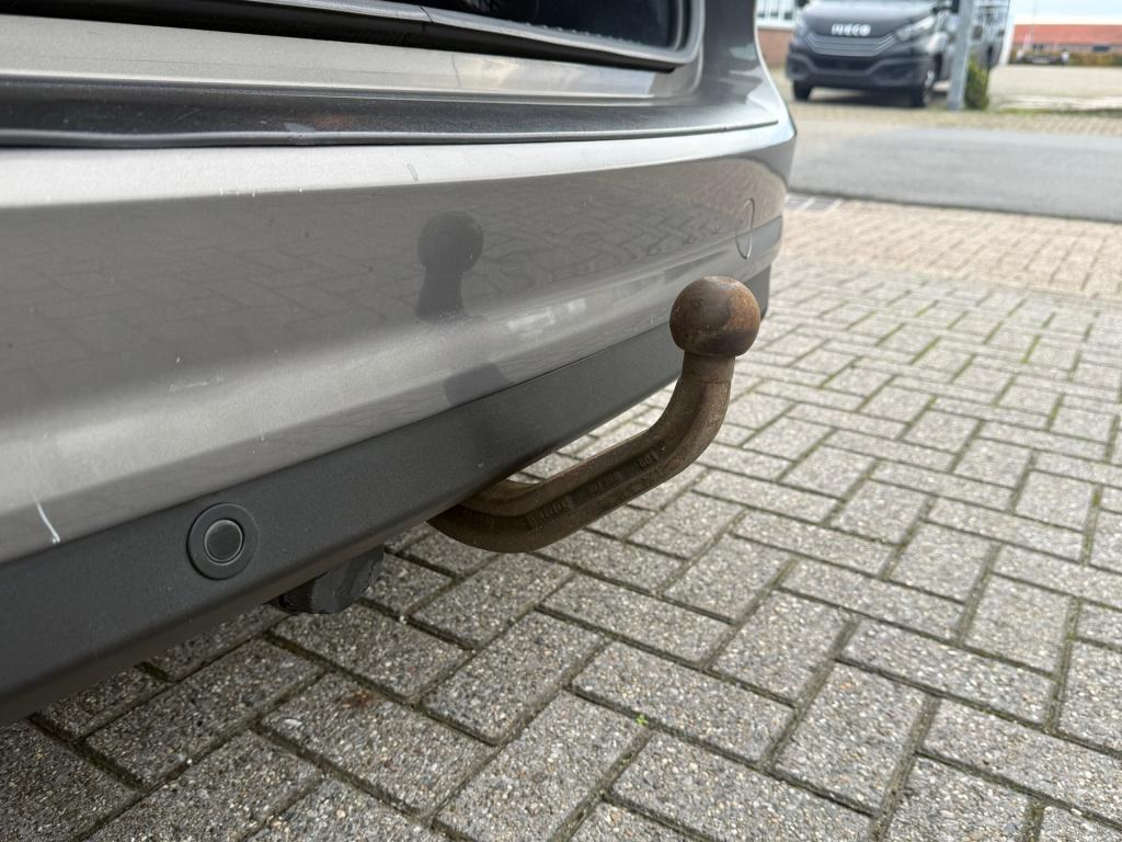 Ford C-max 1.0 edition plus