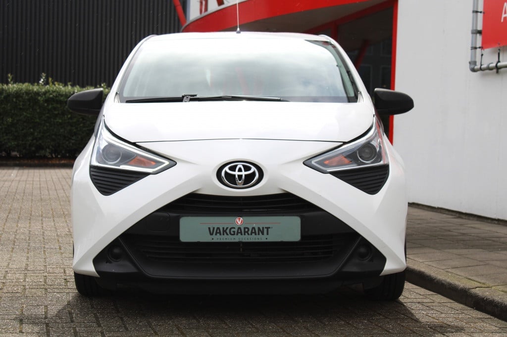 Toyota Aygo 1.0 vvt-i x-fun
