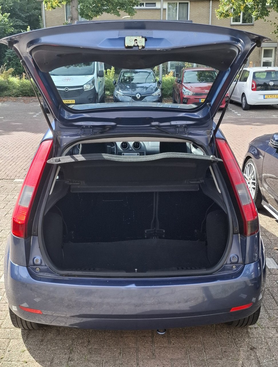 Ford Fiësta '05 1.3L - 138.747km - Nieuwe APK - Vraagprijs: € 1.750,-