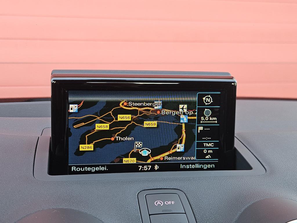 Audi A1 Sportback 1.0 tfsi s-line | cruisec. | bluetooth | navi