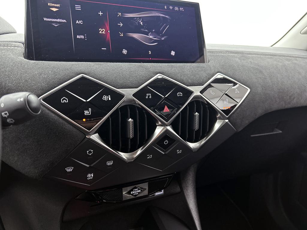 Ds Ds 3 e-tense performance line+ 54 kwh | head-up display | leder | stoelv