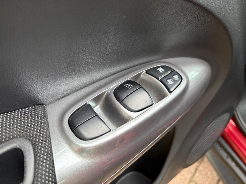 Nissan Juke 1.6 acenta