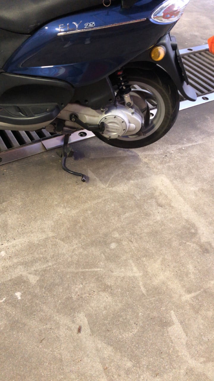 Piaggio Fly snor