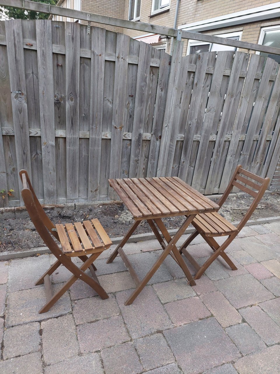 Tafel met 2 stoeltjes voor tuin of terras