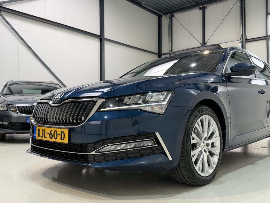 Skoda Superb combi 1.4 tsi iv 218pk lauran & klement | leder | pano dak | t