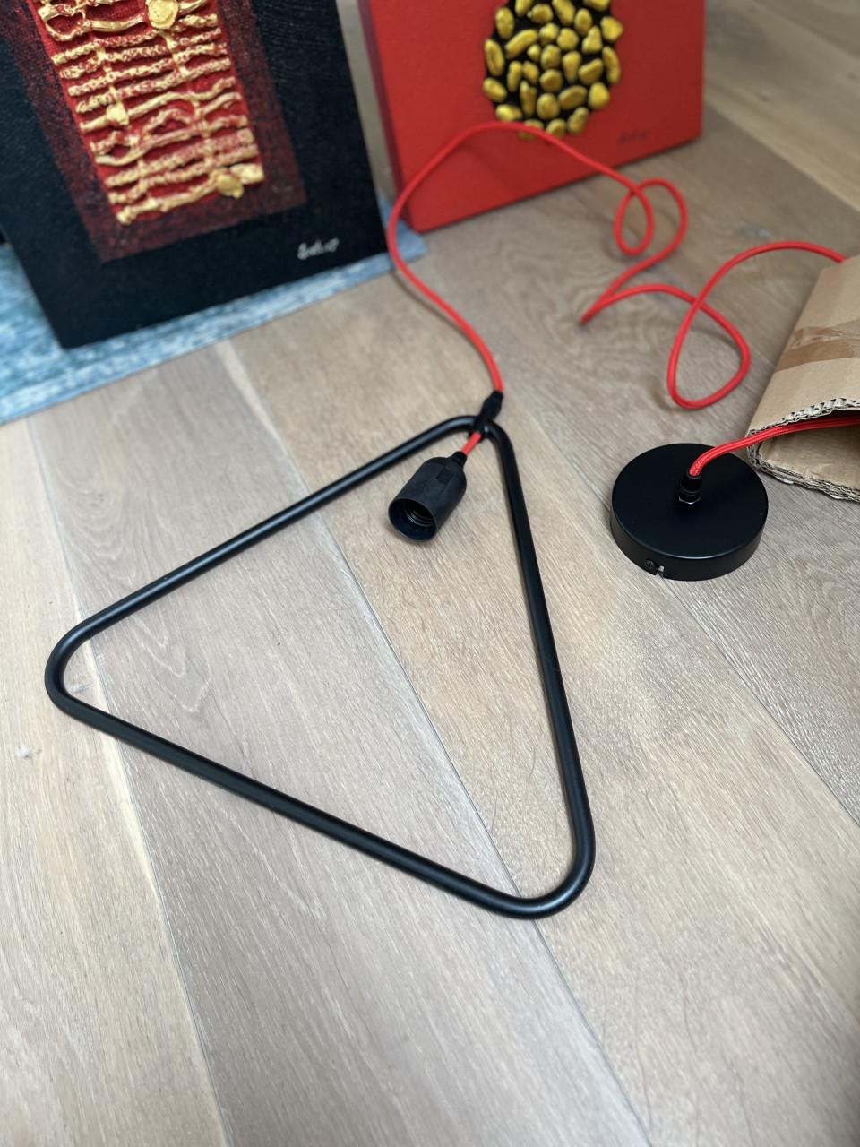 Triangel lamp