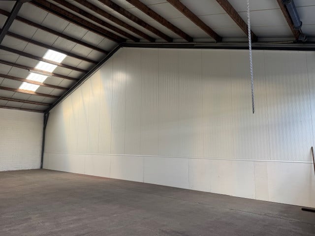 Bedrijfshal Kapellebrug te huur 220m2 of meer