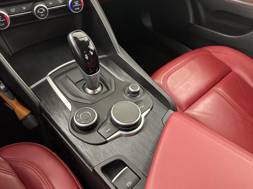 Alfa Romeo Giulia 2.0t super | leer | bi-xenon | flippers |