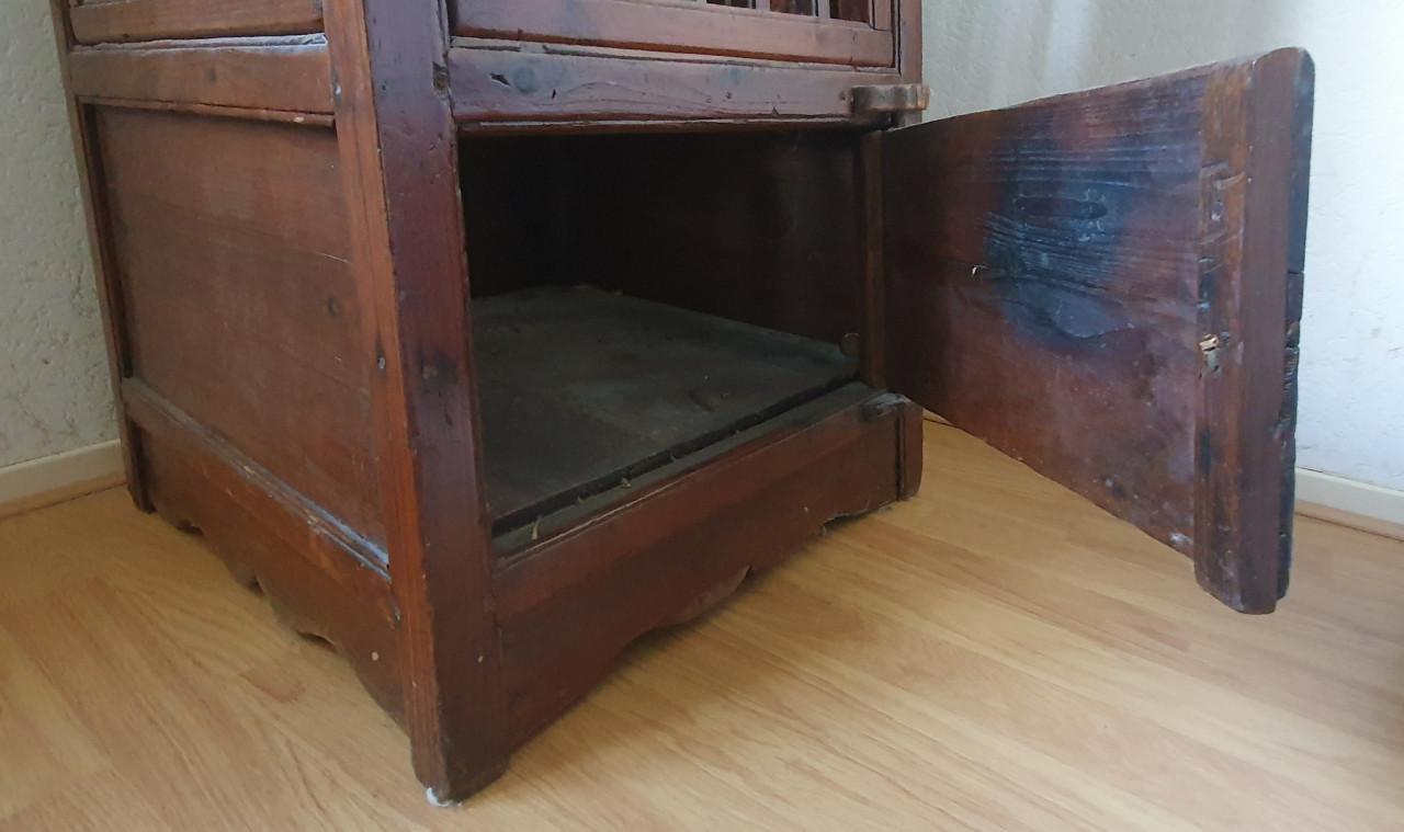 Antieke Chinese kinderstoel