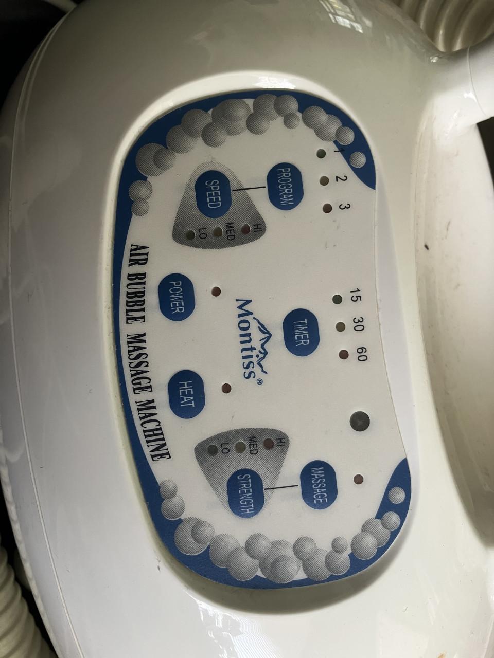 Montiss Bubbel Bad, Massage in eigen bad