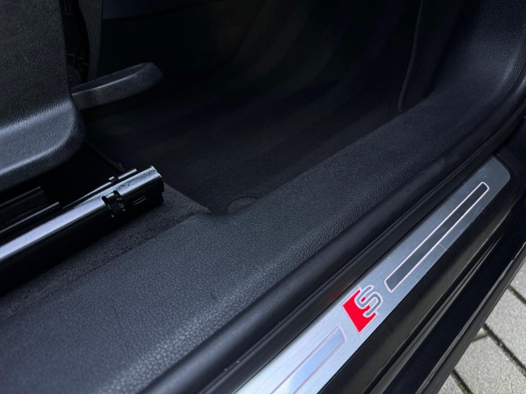 Audi Q3 sportback 35 tfsi s-line 3x * matrix led * black pack * stoelverwar