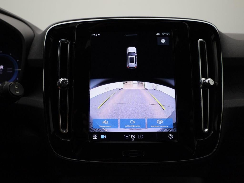 Volvo XC40 recharge core 70 kwh | automaat | apple carplay / android auto |