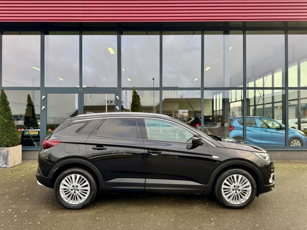 Opel Grandland X 1.2 turbo innovation leder navi ecc