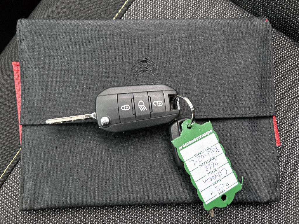 Citroen C3 83 pk shine | rijklaar | stoelverwarming | lm velgen | apple car