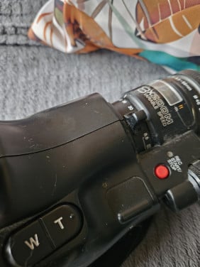 Vintage SHARP VL-C650 Video Camera Camcorder VHS-C...