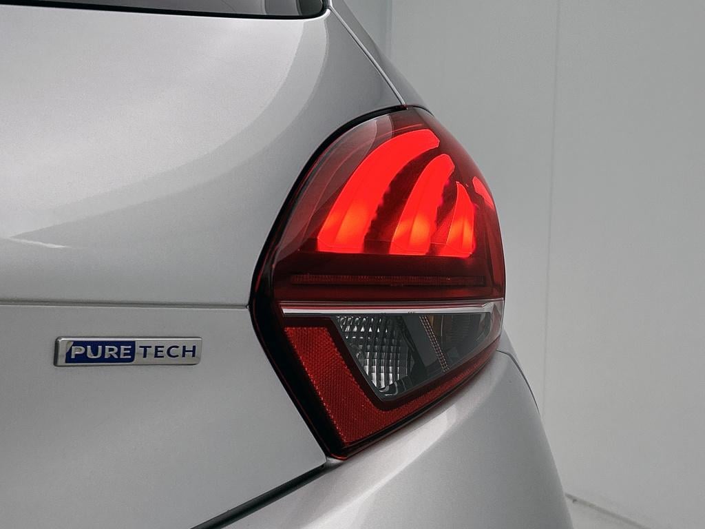 Peugeot 208 82 pk blue lion | rijklaar | trekhaak | airco