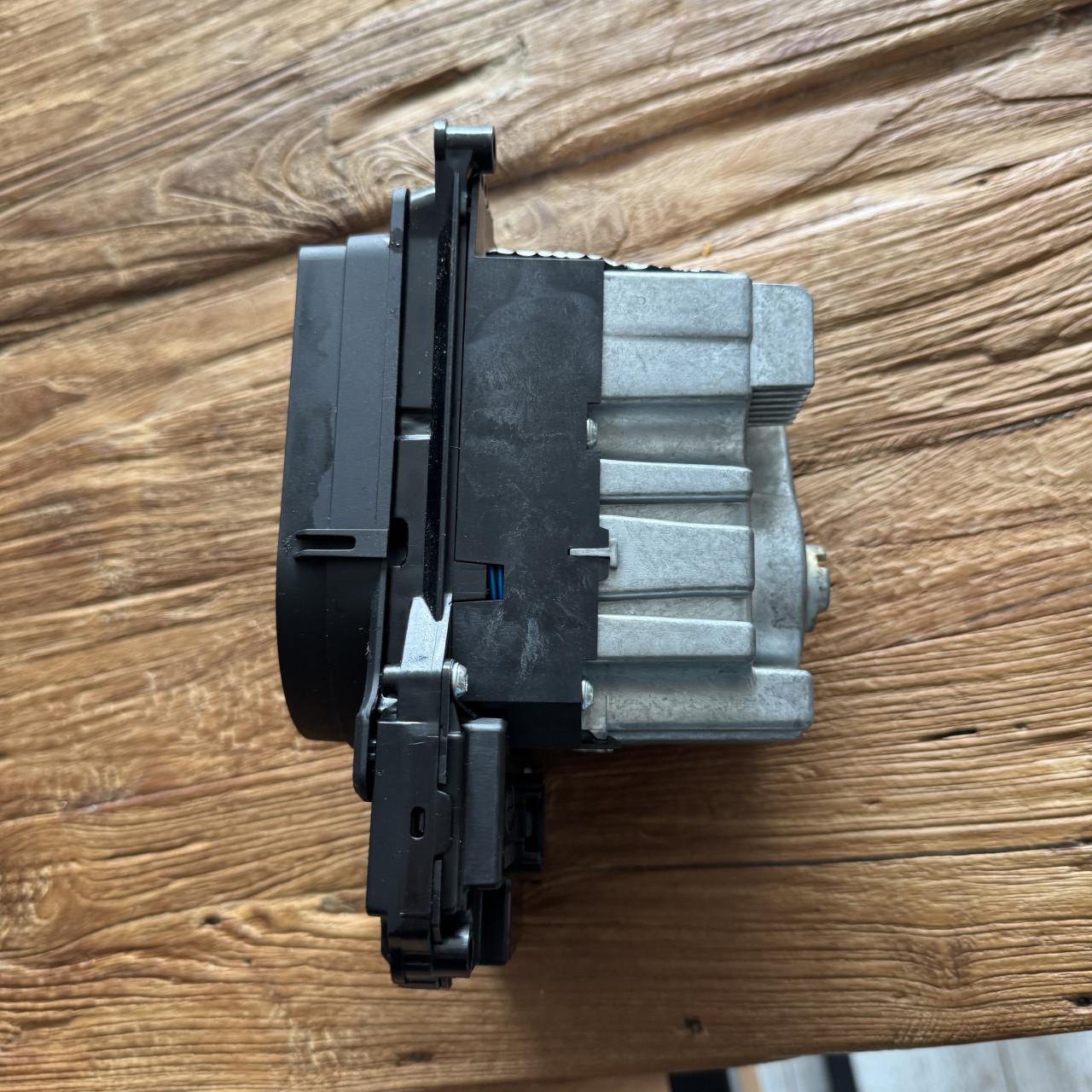 Schakelmodule LR068891 EJ327E453CC voor 9 traps automaat