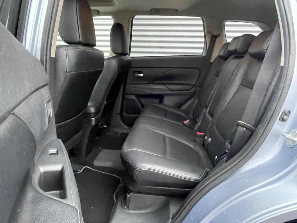 Mitsubishi Outlander 2.0 phev instyle | nieuwe batterij |