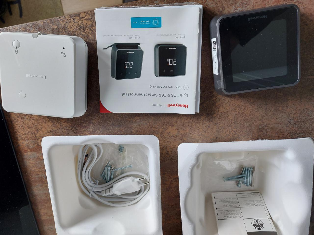 Te koop Honeywell home t6 thermostaat.