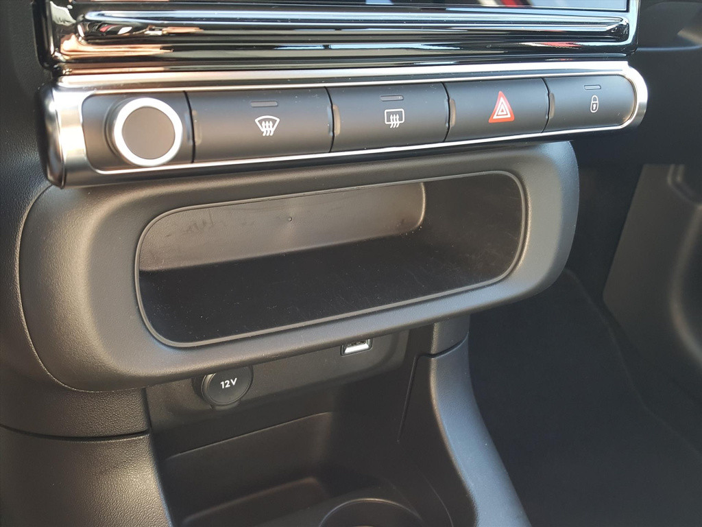 Citroen C3 1.2 puretech 83pk s&s plus navigatie | cruise & climate control 