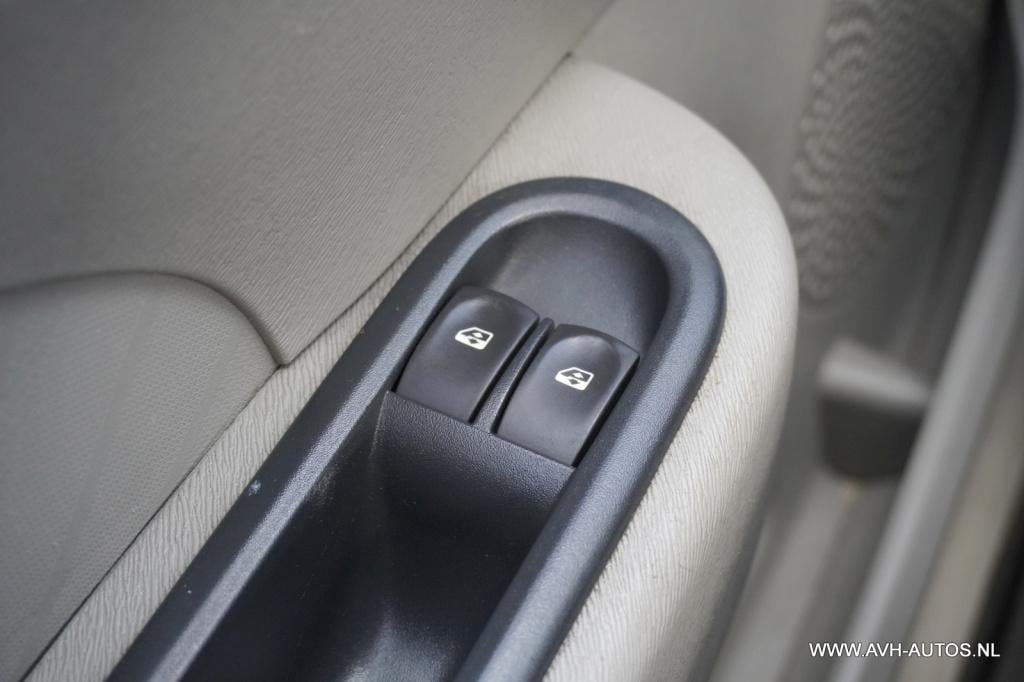 Renault Twingo 1.2 authentique