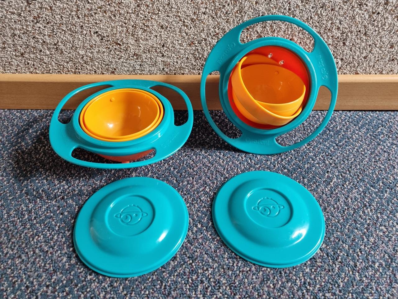 2 tuimelbakjes met deksel