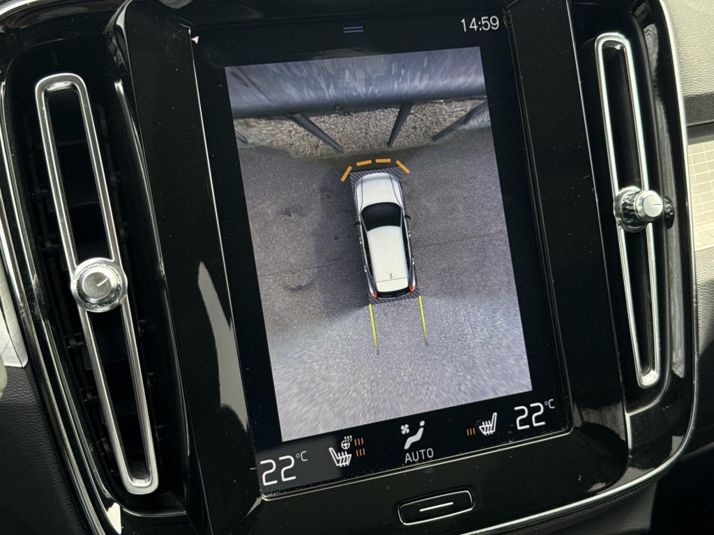 Volvo XC40 2.0 t5 awd intro edition | nl-auto | vol opties | pano | trekhaa