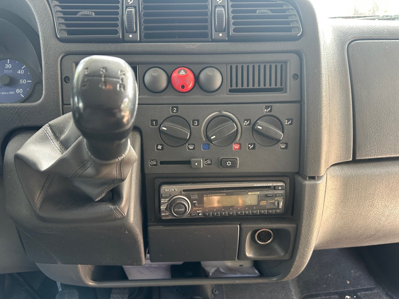 Adria Adriatik 660DP - (Airco) Camper - 6 personen - 2003