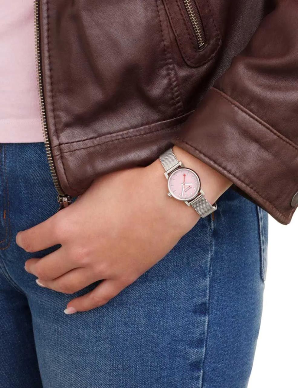 Zwitsers Dameshorloge Mondaine MSE.26130.SM