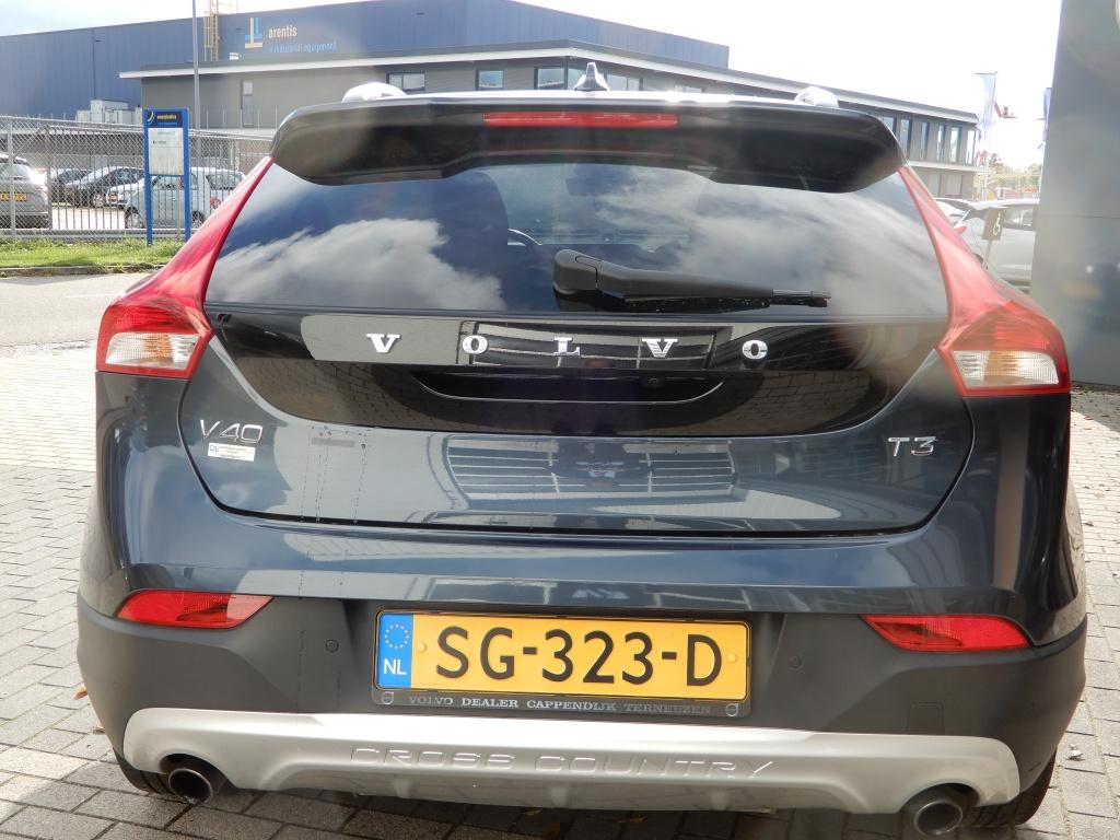 Volvo V40 cross country 1.5 t3 nordic+ | nl auto | lage km stand | dealer o